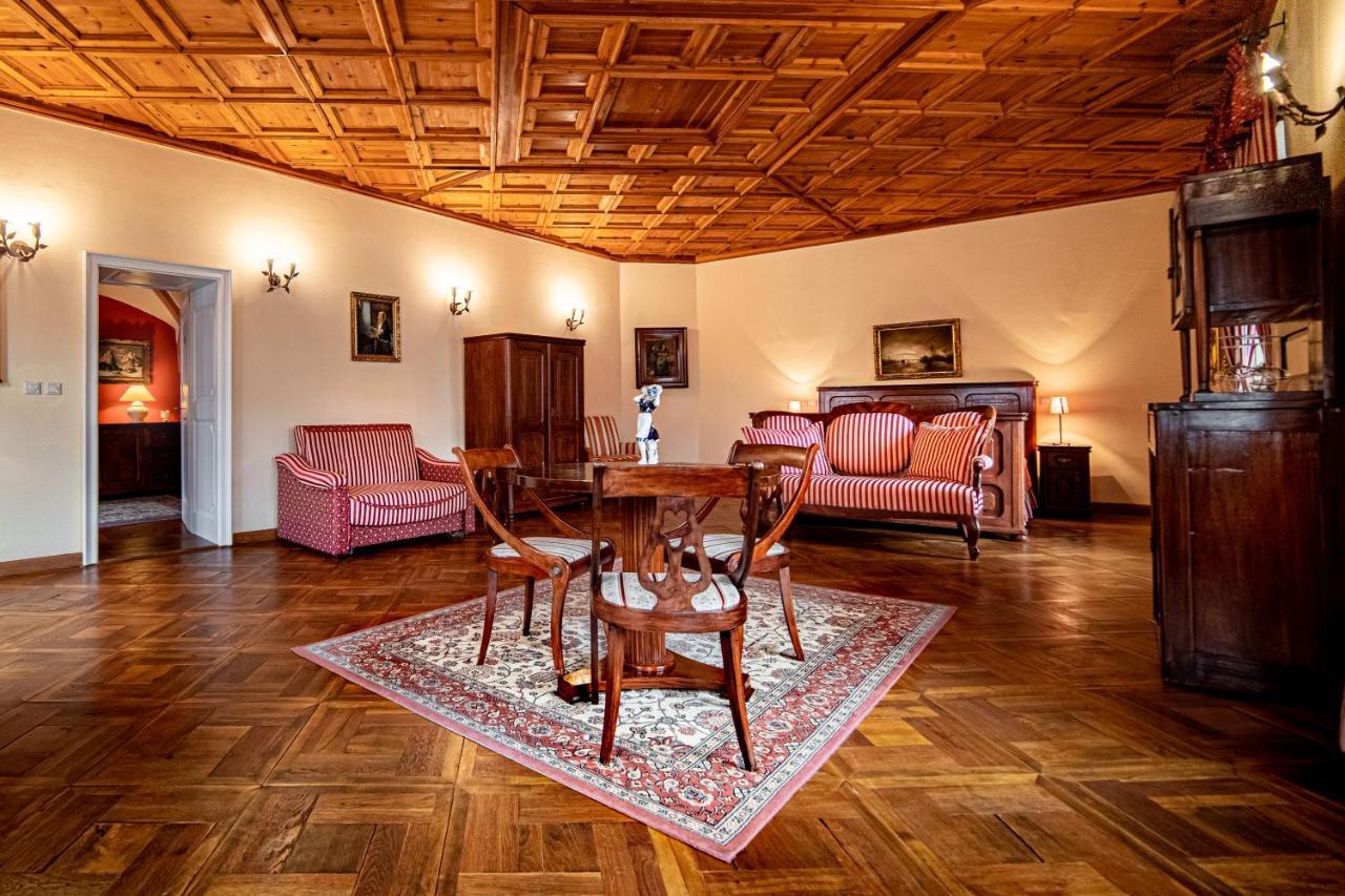Banská Štiavnica Penzion Cosmopolitan Ii. מראה חיצוני תמונה