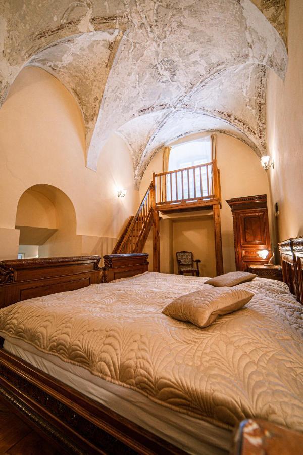 Banská Štiavnica Penzion Cosmopolitan Ii. מראה חיצוני תמונה